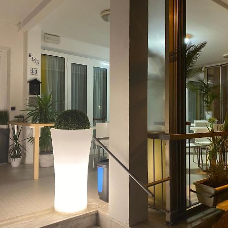 Hotel Riva Ρίμινι Εξωτερικό φωτογραφία