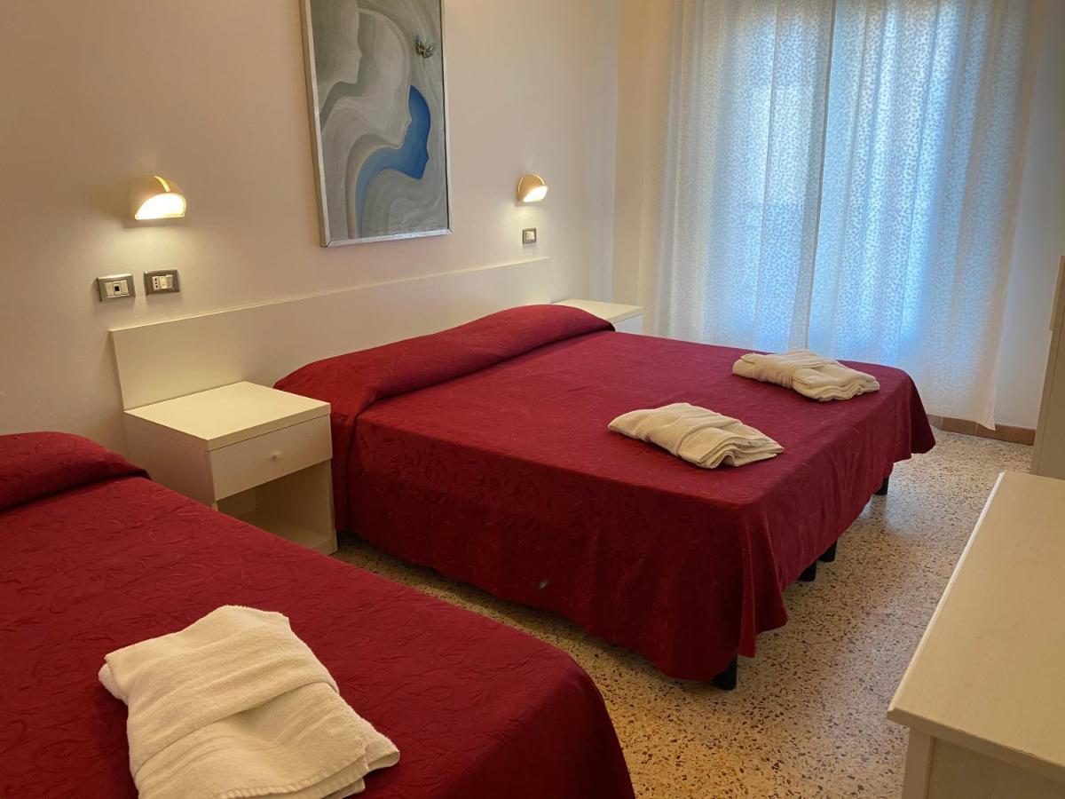 Hotel Riva Ρίμινι Εξωτερικό φωτογραφία
