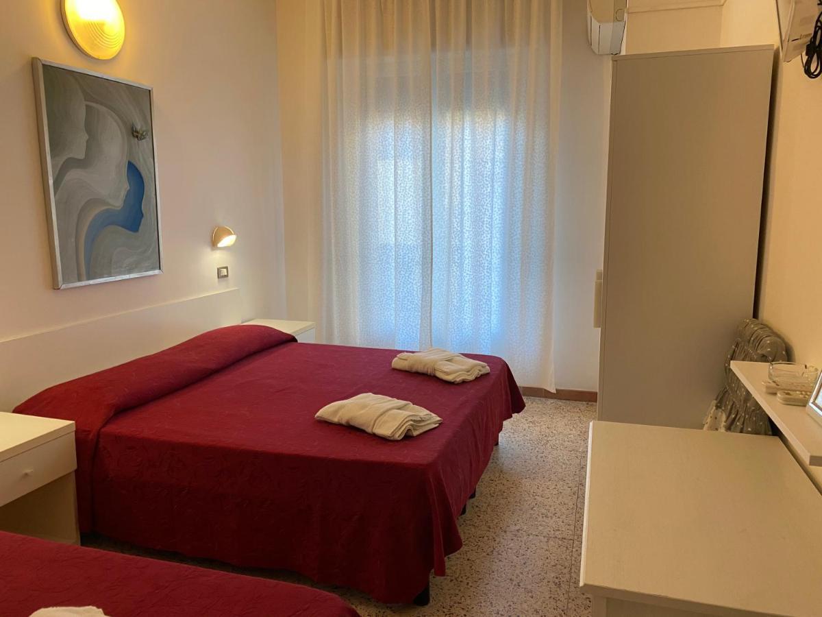 Hotel Riva Ρίμινι Εξωτερικό φωτογραφία