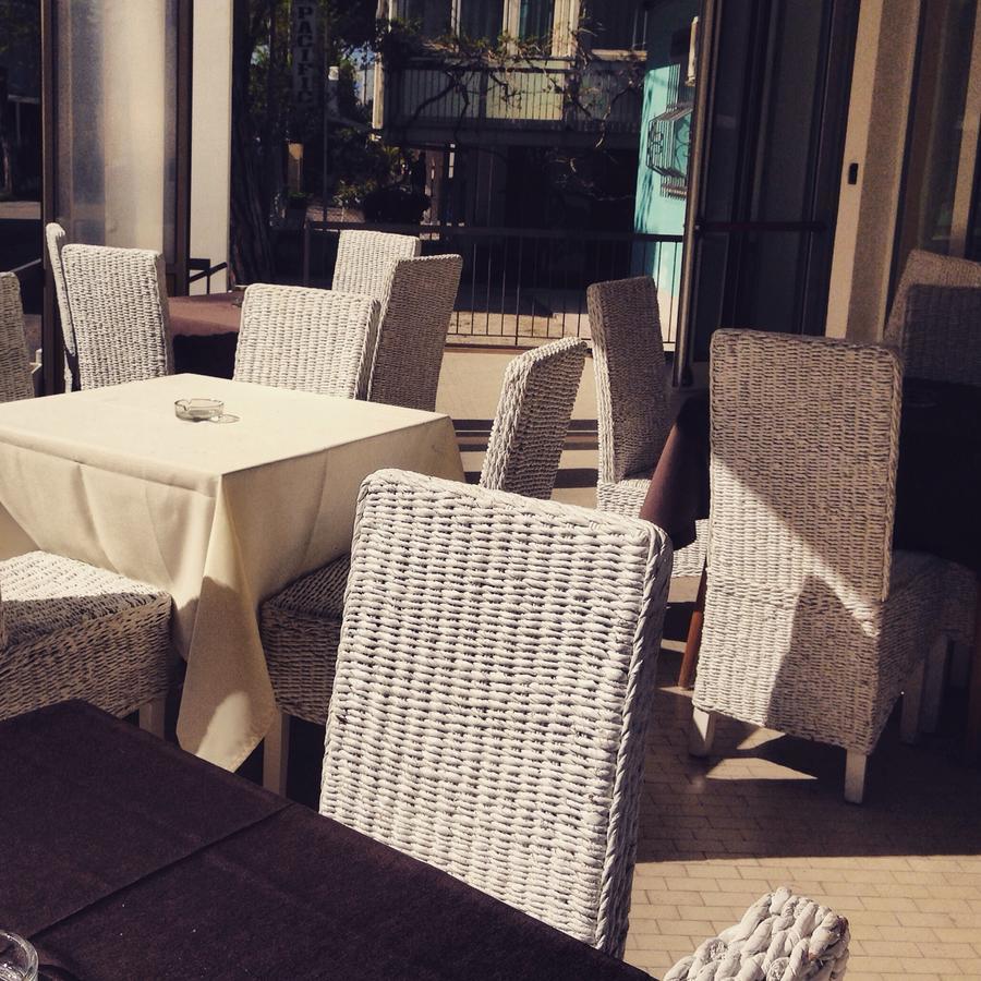 Hotel Riva Ρίμινι Εξωτερικό φωτογραφία