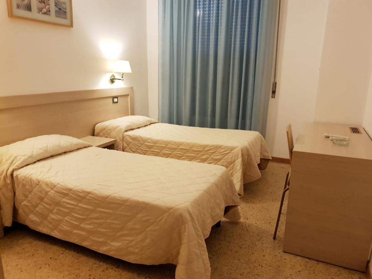 Hotel Riva Ρίμινι Εξωτερικό φωτογραφία