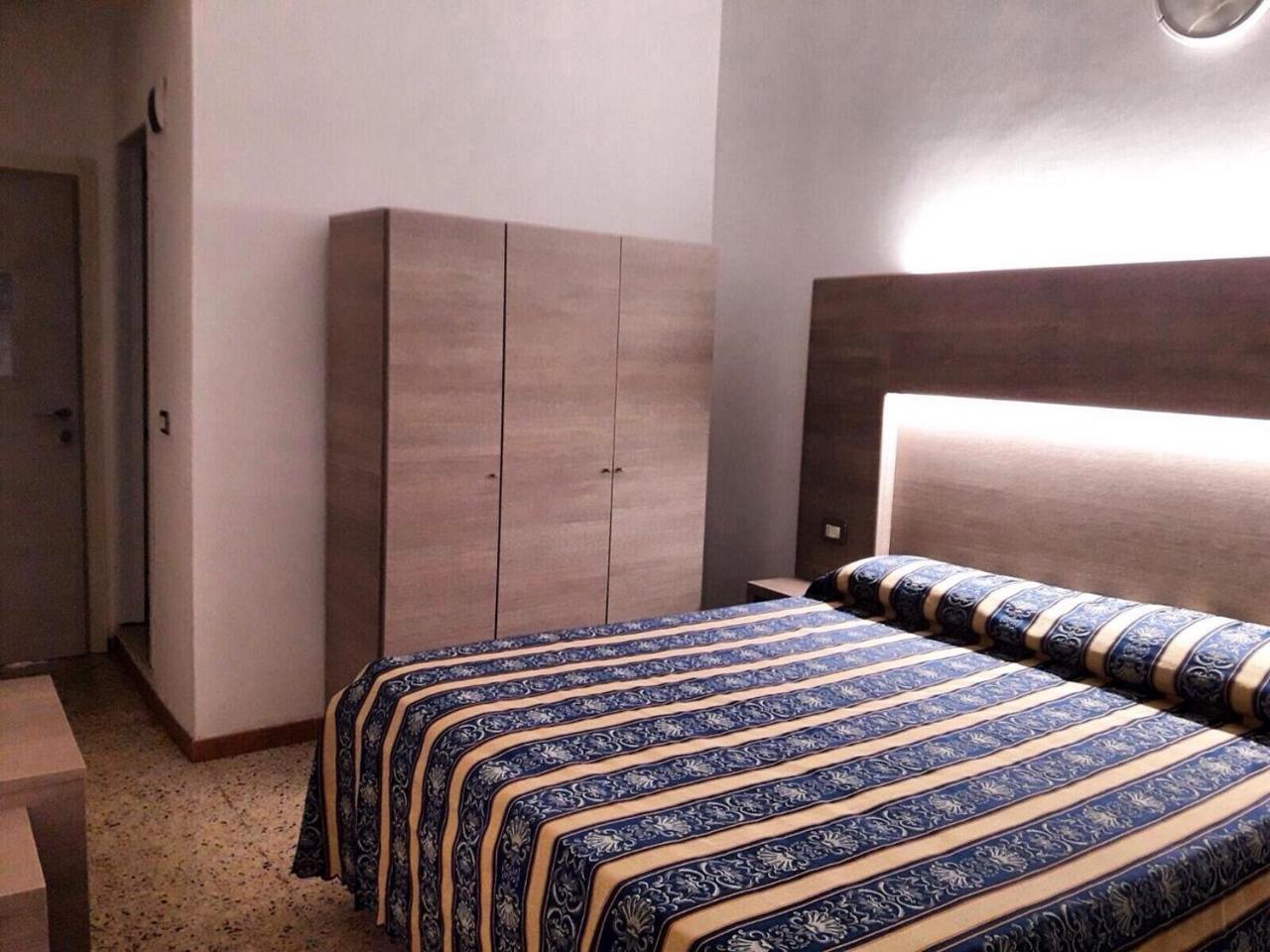 Hotel Riva Ρίμινι Εξωτερικό φωτογραφία